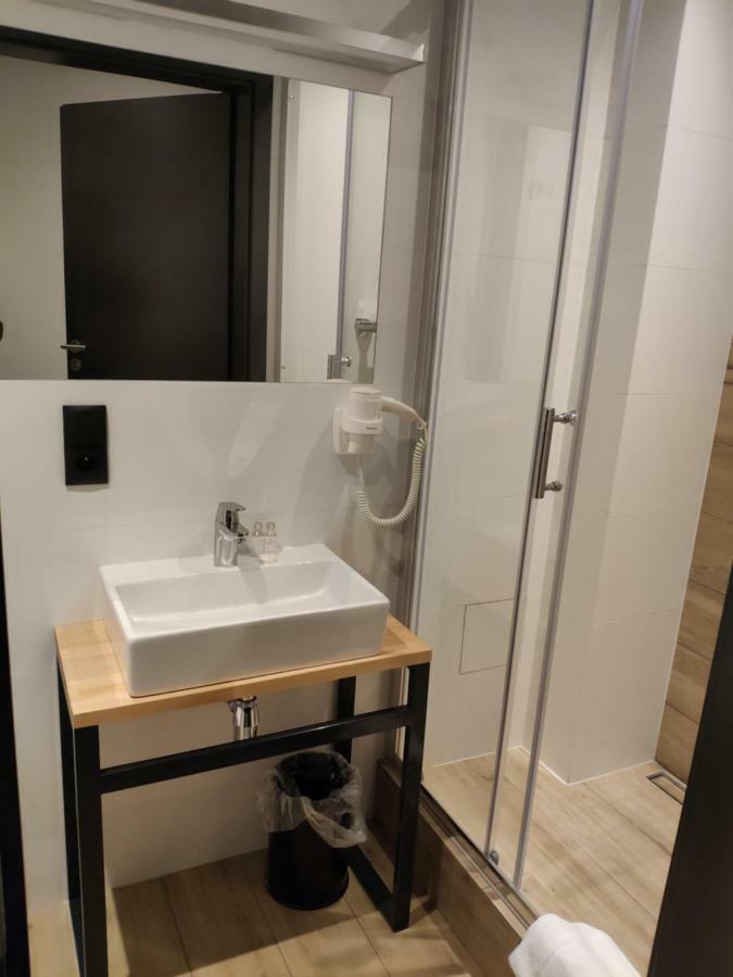 H33 Apartamenty Bytom Buitenkant foto
